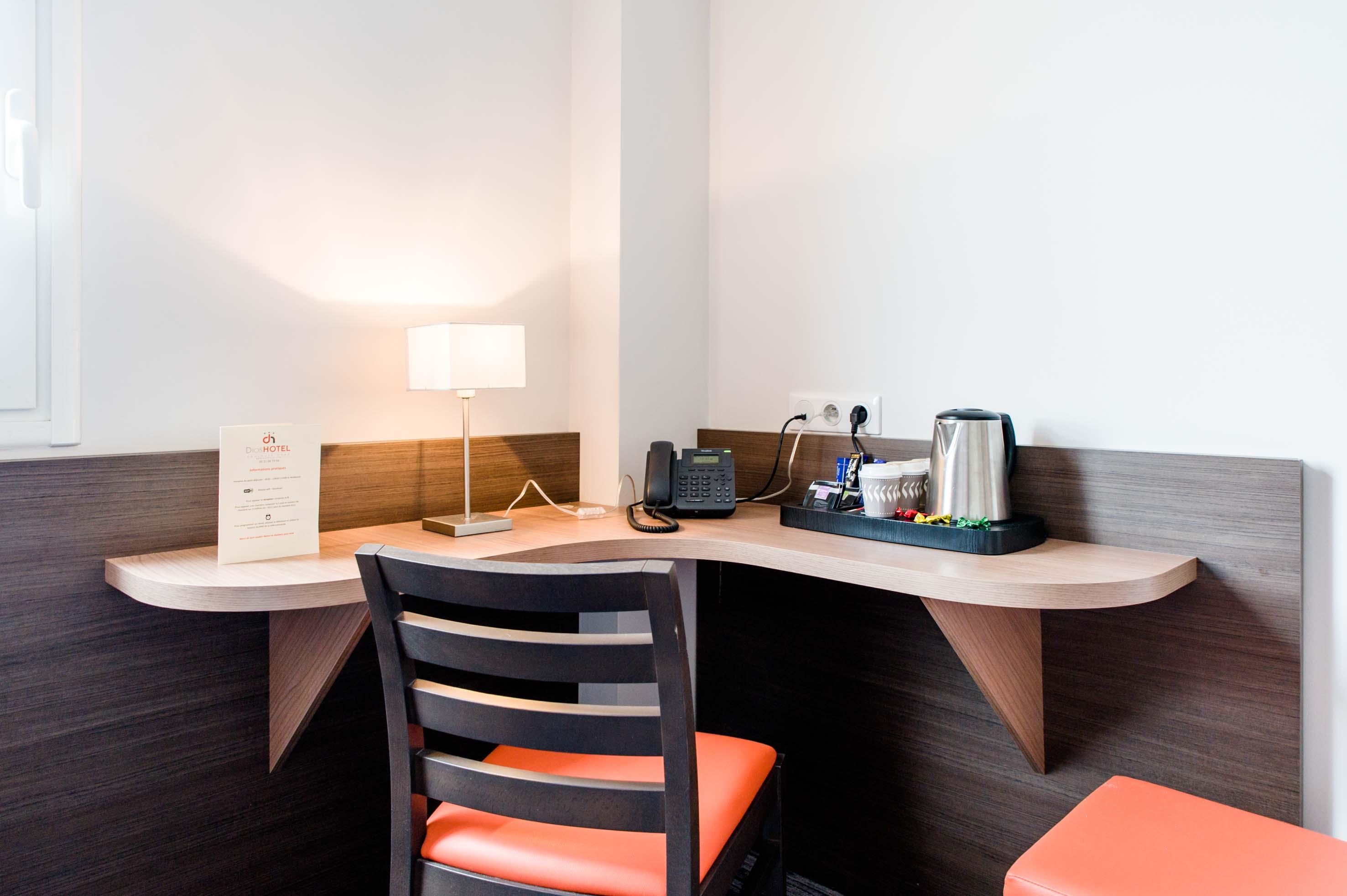 Dios Hotel Bruguieres Экстерьер фото