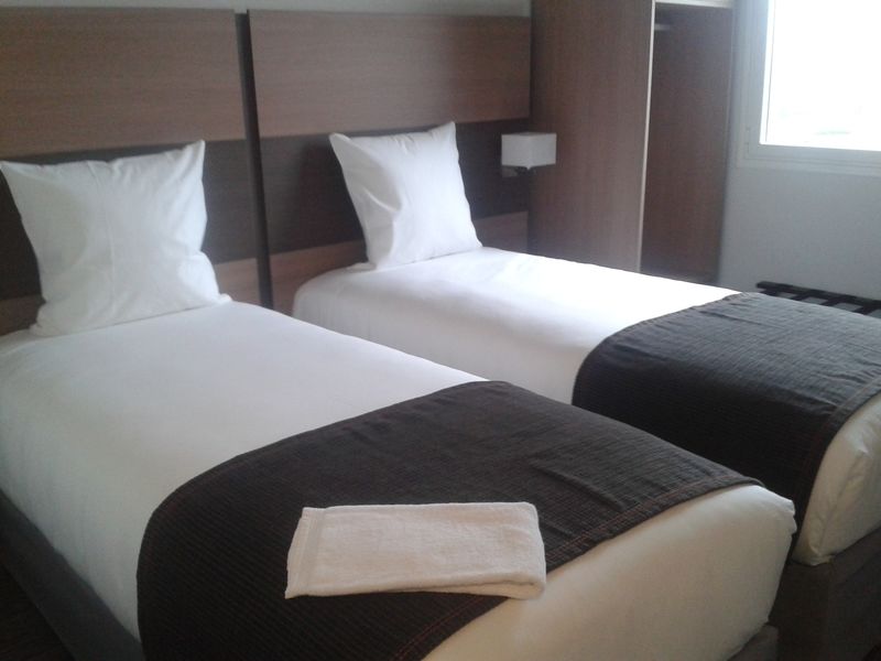 Dios Hotel Bruguieres Экстерьер фото