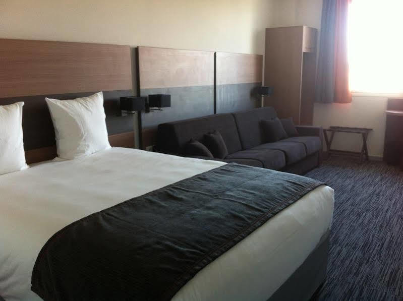 Dios Hotel Bruguieres Экстерьер фото